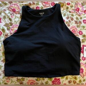 New With tags Old Navy Light Support PowerChill longline sports bra XL